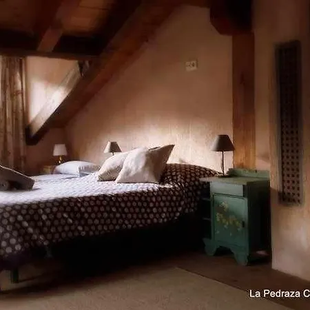 Casa rural La Pedraza B *