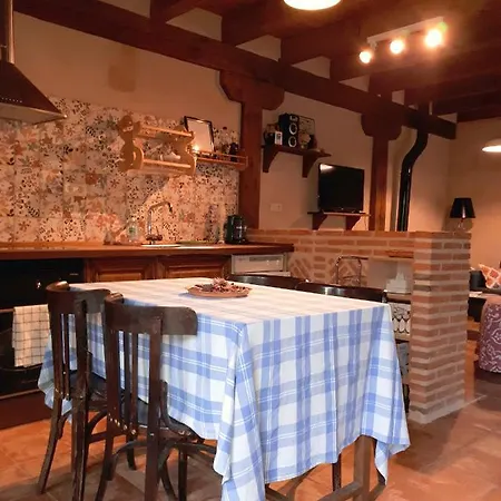 La Pedraza B Casa rural Gallegos